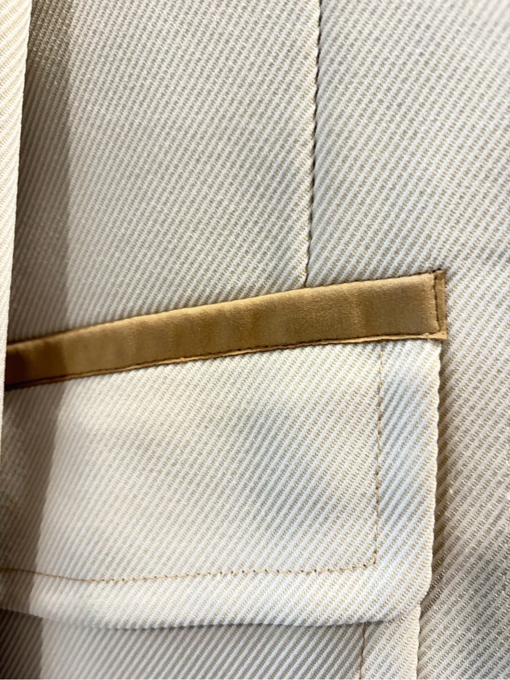 Men's Vintage Cream Single-Breasted Suit with Gold Trim